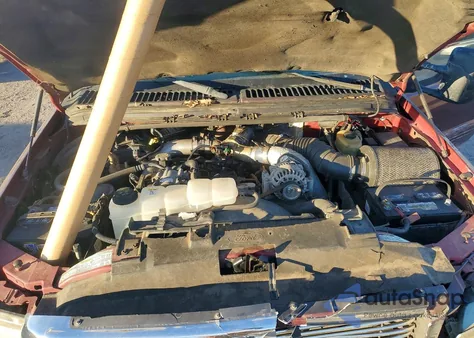 2000 Ford F250 Super Duty from USA, damaged, VIN 1FTNX20F0YEC64447